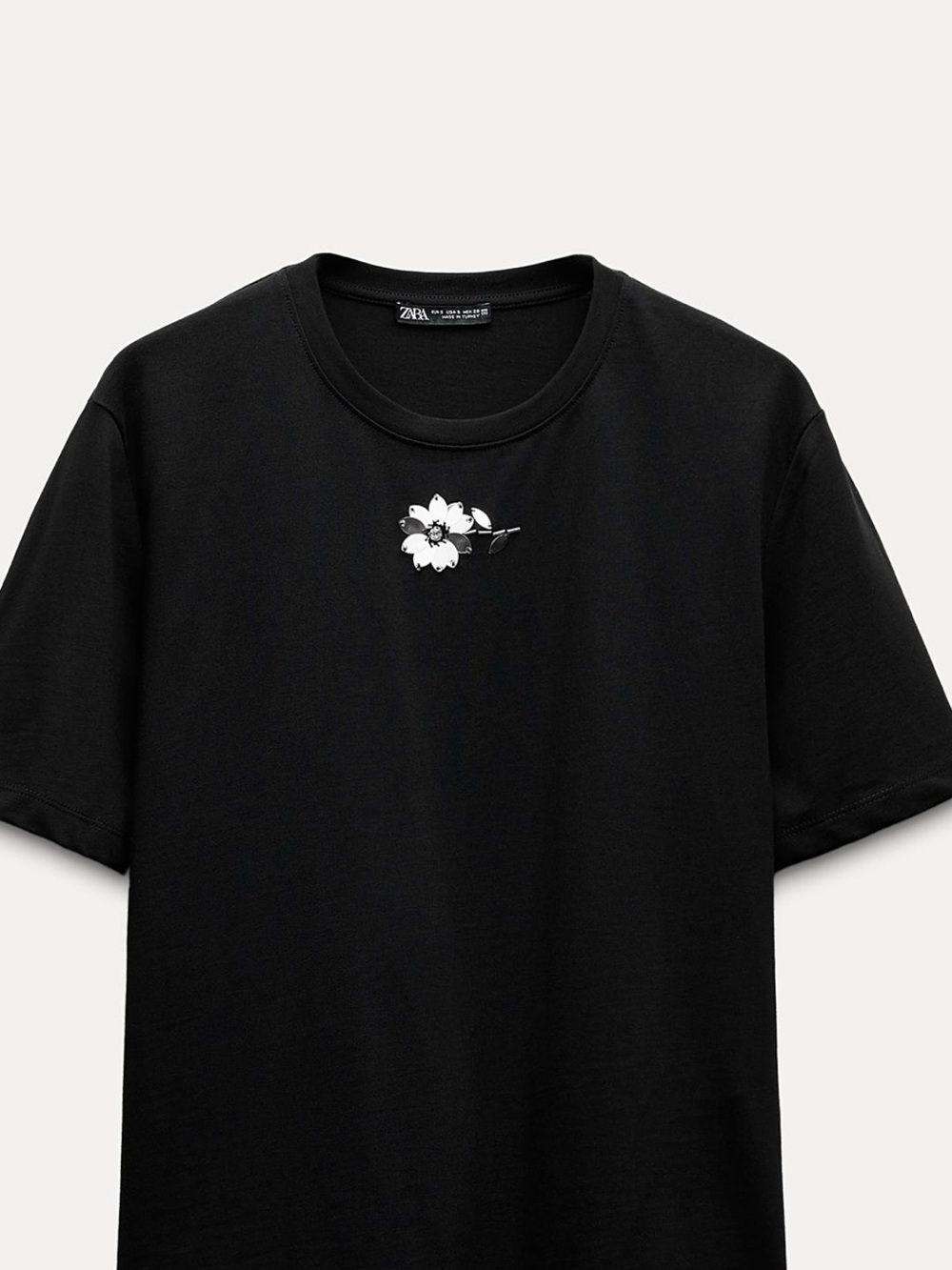 ZARA 🌺 Black Tee with Silver Medal Blossom Motif Short Sleeve Small